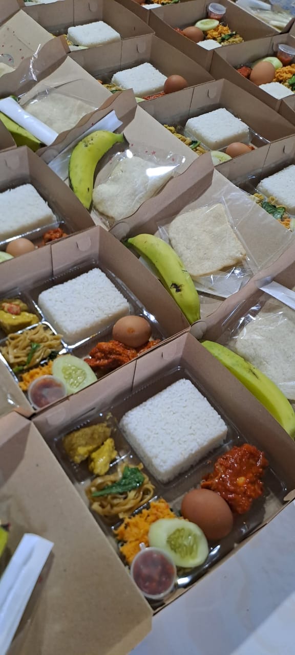 Ayam bumbu merah complit